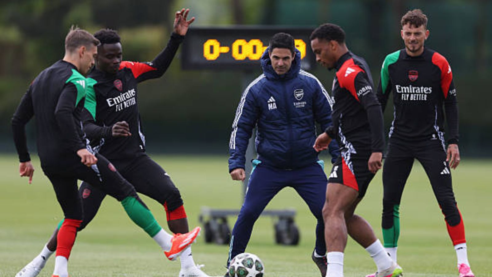 Ben White Names Leandro Trossard as Arsenal’s Toughest Player to Defend in Training
