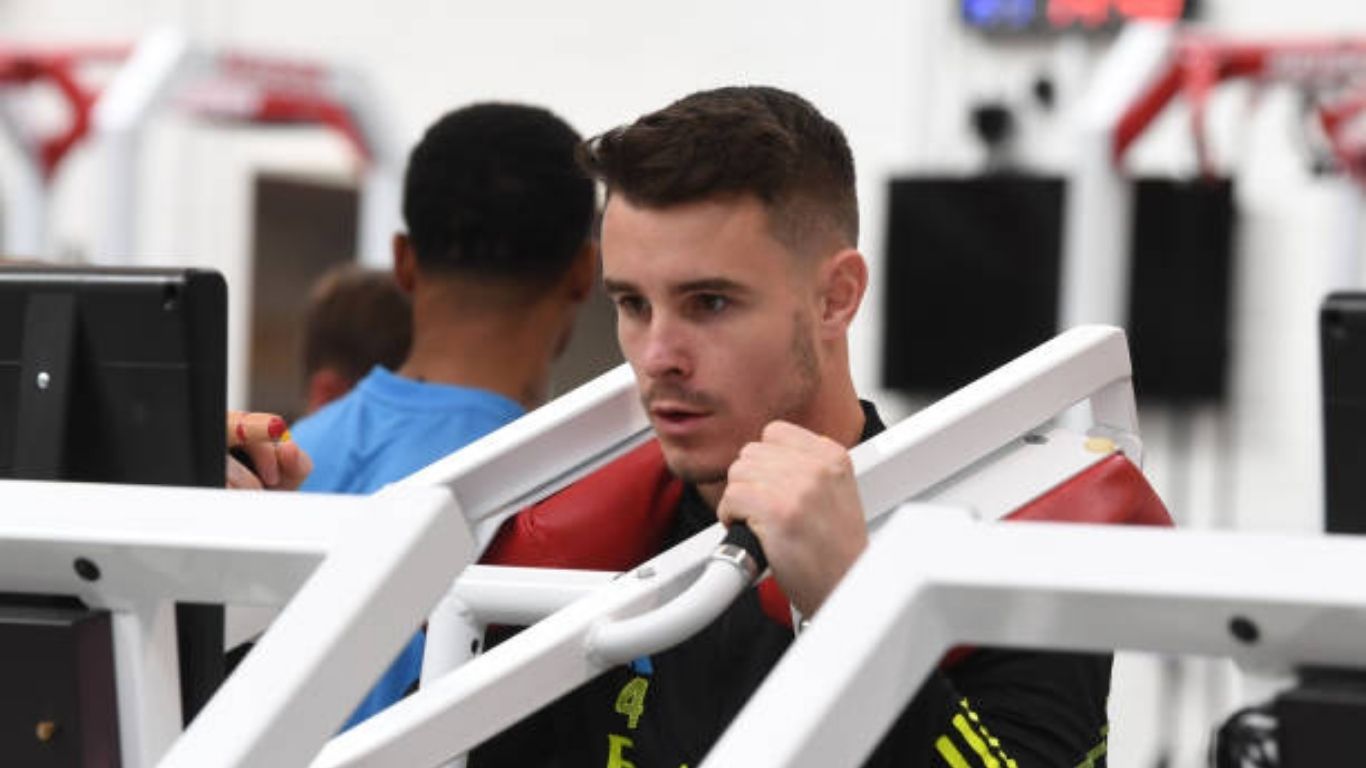 Chelsea Sign Former Arsenal Goalkeeper James Hillson Without Announcement — Here’s Why
